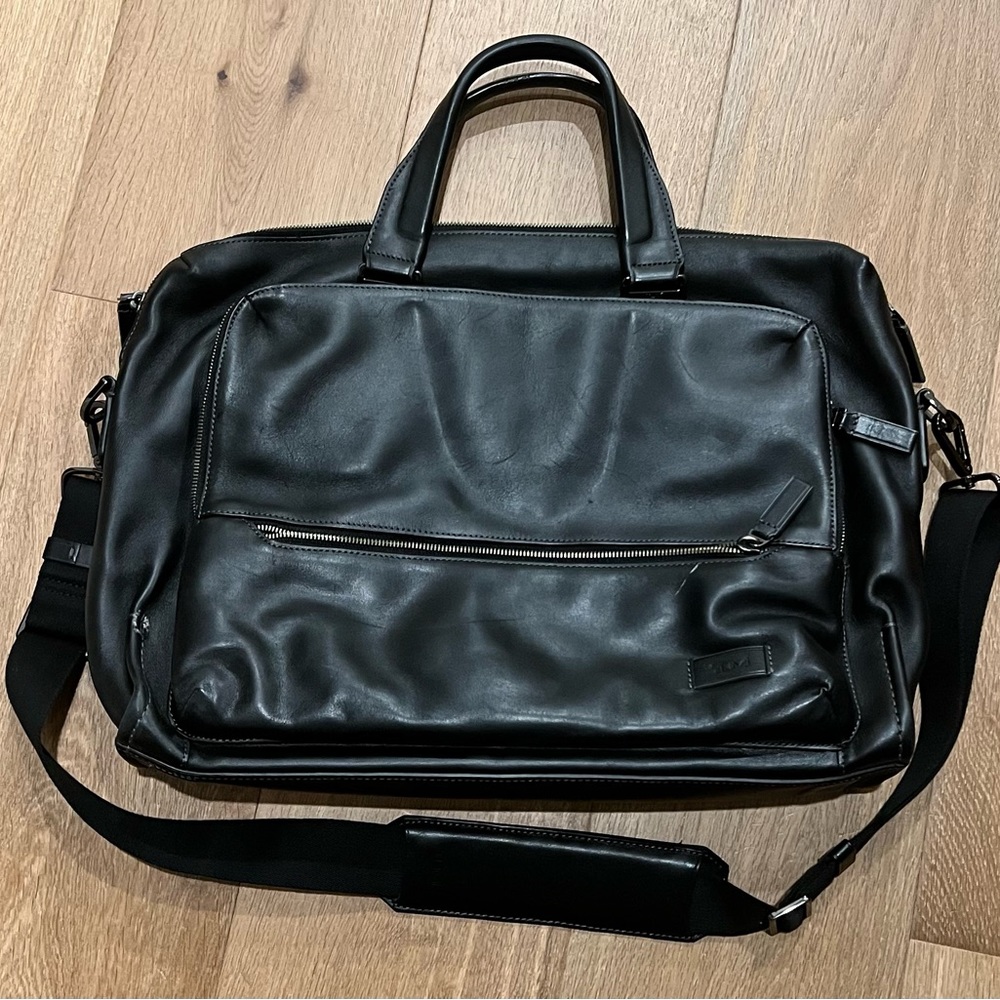 Gently Used Black Leather Tumi Briefcase With Shoulde… Gem